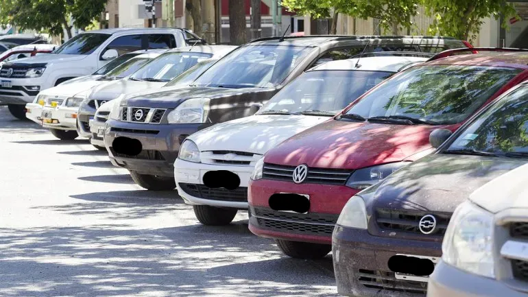 ESTACIONAMIENTO, 45°