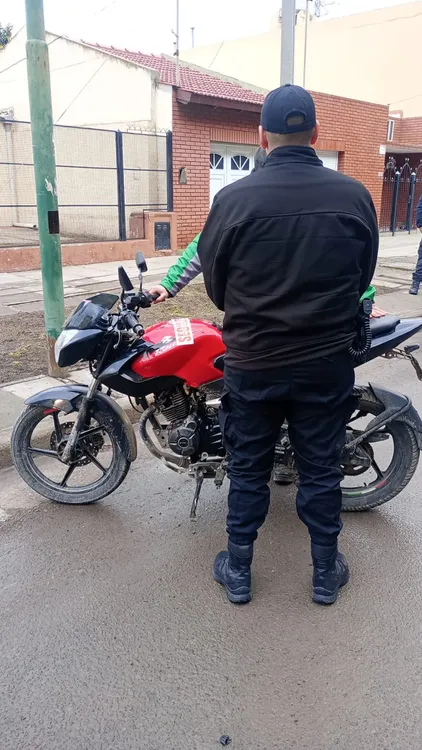 MOTO SECUESTRADA VIEDMA LUCIANO KLUG