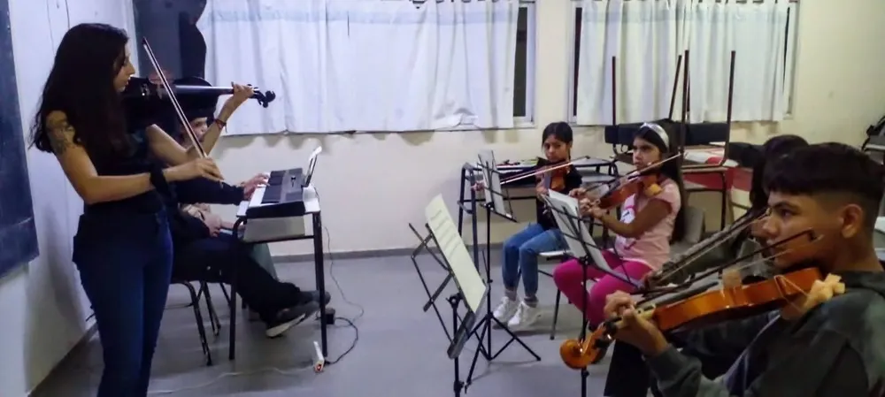 VIOLIN