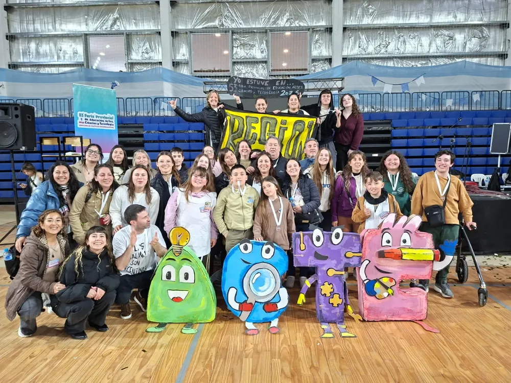 ESCUELA 7 STROEDER BIOGAS